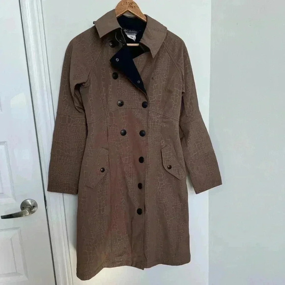 Columbia trench coat  S - Picture 3 of 6